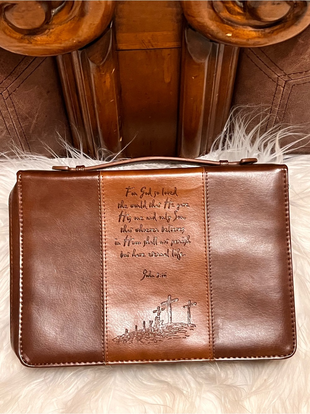 vegan leather Two-Tone Bible/Book Cover - John 3:16 (L - Picture 10 of 10